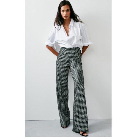 SPANX Pants - SPANXsmooth PONTE WIDE LEG PANTS IN JACQUARD